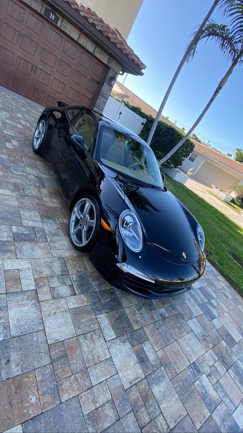 Seats & Carpet Shampoo Service - Imperium Tampa Mobile Detailing